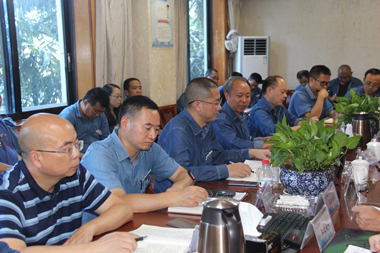 壹号娱乐股份公司党委中心组学习002.jpg