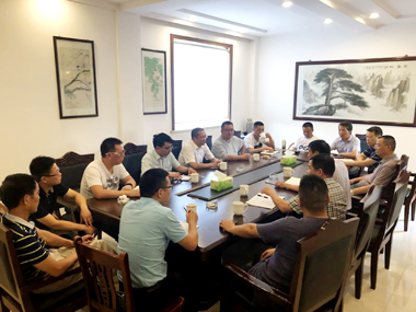壹号娱乐股份公司总经理赵永清带队走访华东市场并慰问九禾江津复肥基地员工
