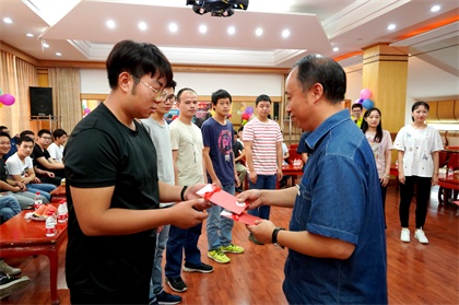 壹号娱乐股份公司开展“致敬青春，共筑梦想”青年员工联谊活动