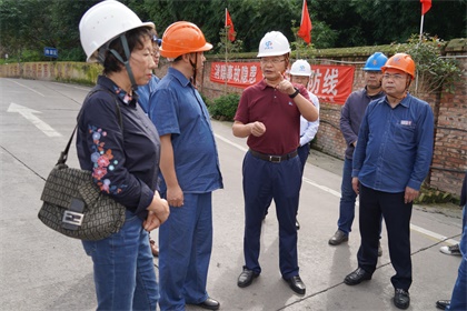 壹号娱乐集团公司党委书记谭光军一行来我公司开展节前安全大检查