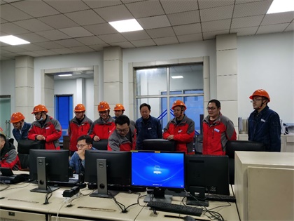 壹号娱乐股份公司领导节后第一天深入基层慰问公司员工