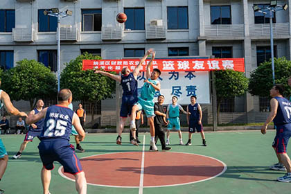 纳溪区财政局、农业局与壹号娱乐举行篮球友谊赛